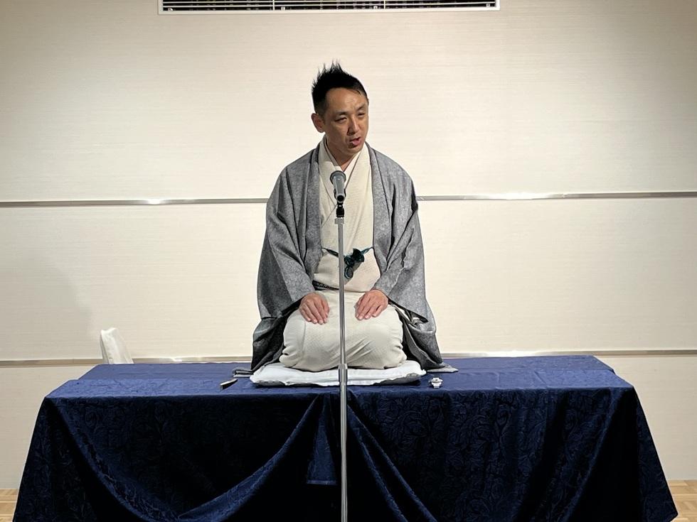 講演(三遊亭王楽さま)2 (1).jpg