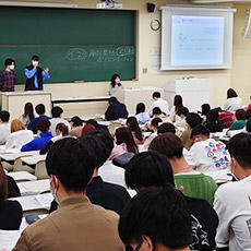 新入生オリエンテーション　KOSMOSの企画